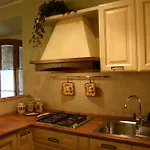 Casale Virgili 4*