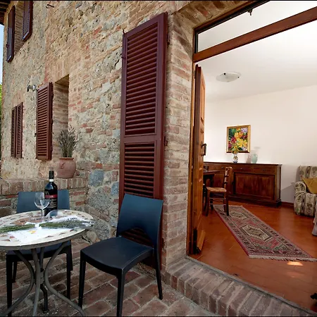 Casale Virgili Bed & Breakfast