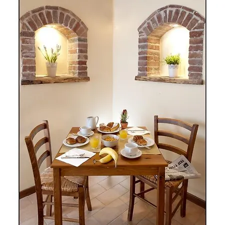 לינה וארוחת בוקר Casale Virgili